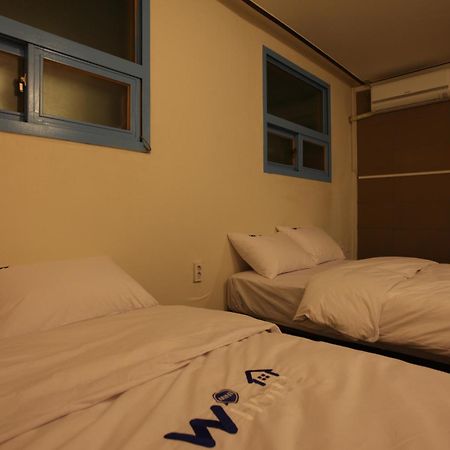 W Mini Hotel Dongdaemoon Сеул Экстерьер фото