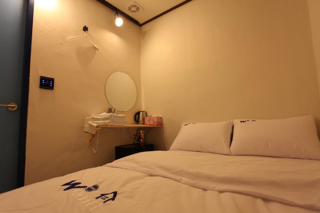 W Mini Hotel Dongdaemoon Сеул Экстерьер фото