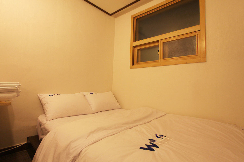 W Mini Hotel Dongdaemoon Сеул Экстерьер фото